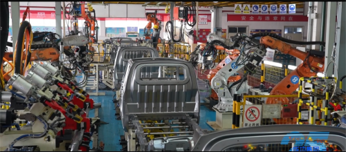 新車免費開!一周送7輛車!成功汽車就是這么“豪橫”!