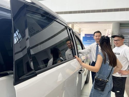 以舊換新激發(fā)消費(fèi)市場(chǎng)活力,廣州白云汽車(chē)銷(xiāo)售掀起小高潮